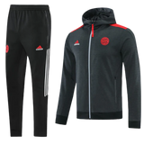 KIT GIACCA CON CAPPUCCIO + TUTA BAYERN MONACO 2021/22